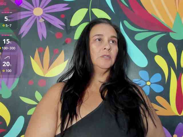 sharlott-bbw