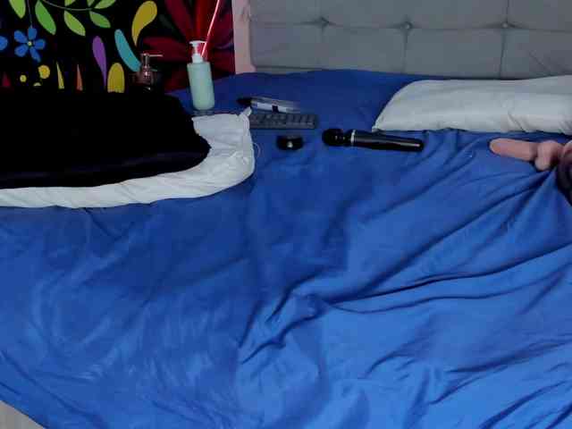 sharlott-bbw webcam