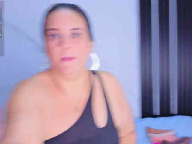 sharlott-bbw