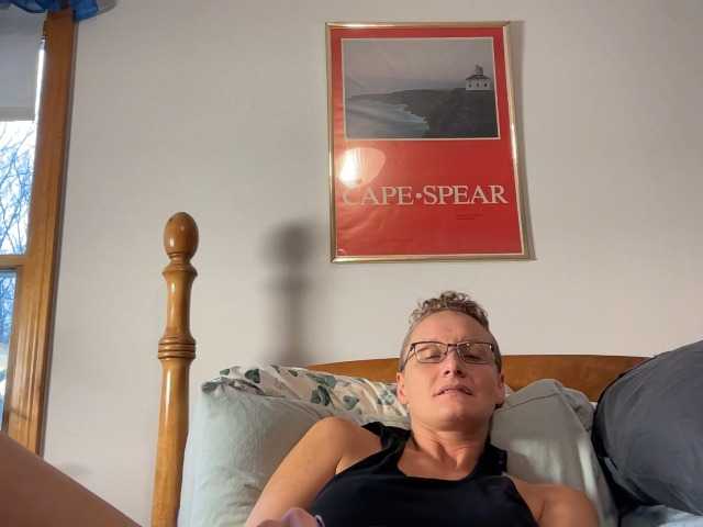 LeahWilde's BongaCams show and profile