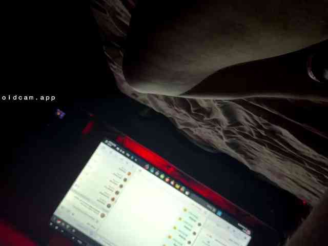 Girtboy webcam