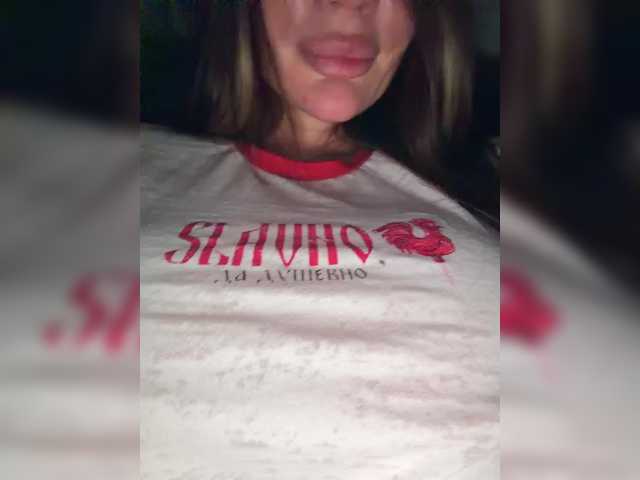 OrgazMia's BongaCams show and profile