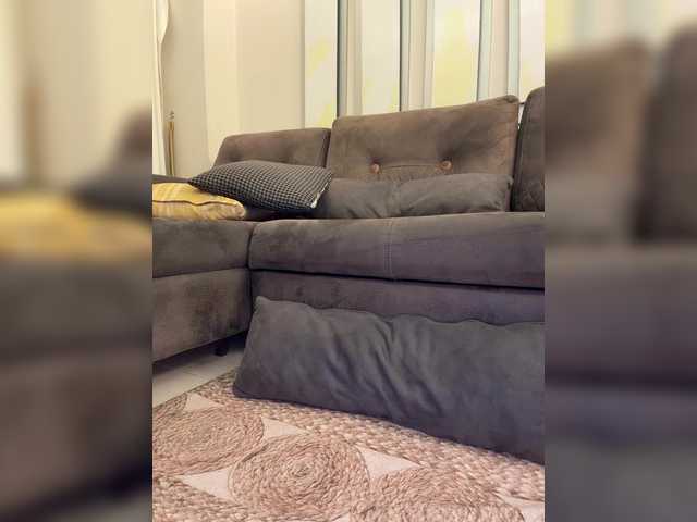 OrgazMia from BongaCams