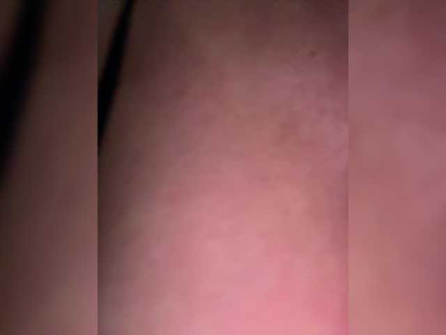 OrgazMia's BongaCams show and profile