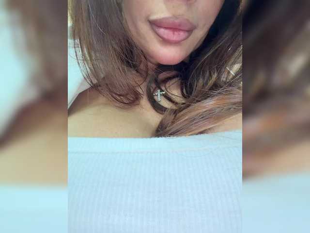 OrgazMia's BongaCams profile