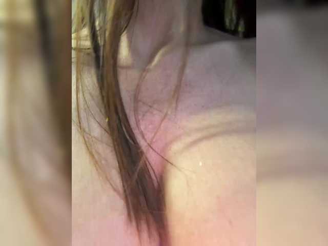 OrgazMia's BongaCams show and profile