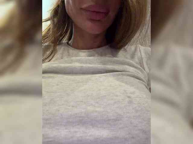OrgazMia's webcam live show