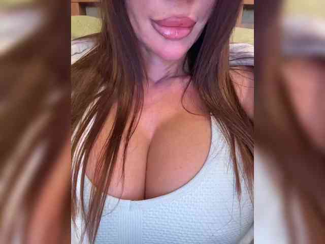 OrgazMia Live Webcam on BongaCams