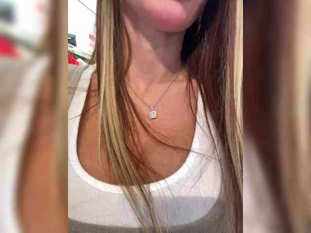 OrgazMia Live Webcam on BongaCams