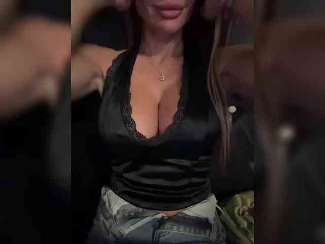 OrgazMia Live Webcam on BongaCams