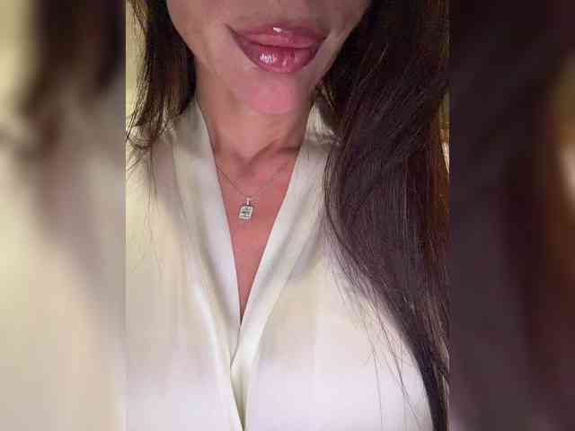 OrgazMia webcam
