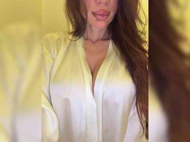 OrgazMia webcam