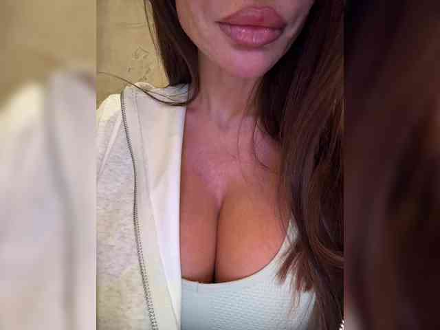 OrgazMia Live Webcam on BongaCams