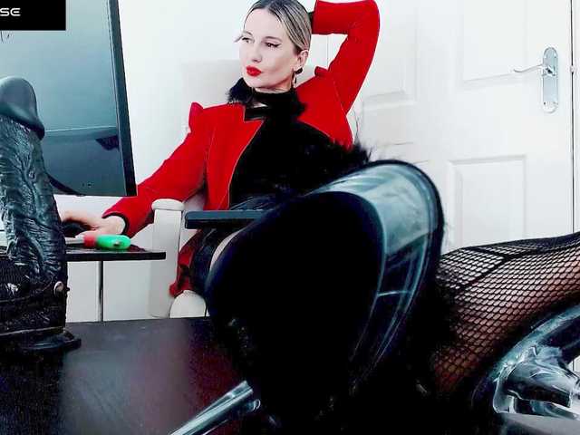 MsPerfection's BongaCams show and profile