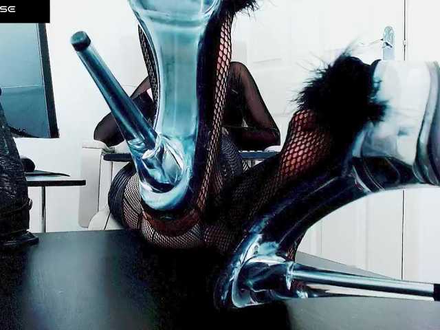 MsPerfection's BongaCams show and profile