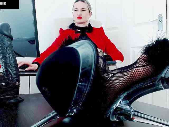 Ms_PERFECTION webcam