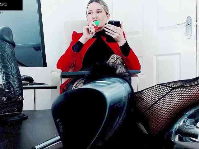 Ms_PERFECTION webcam