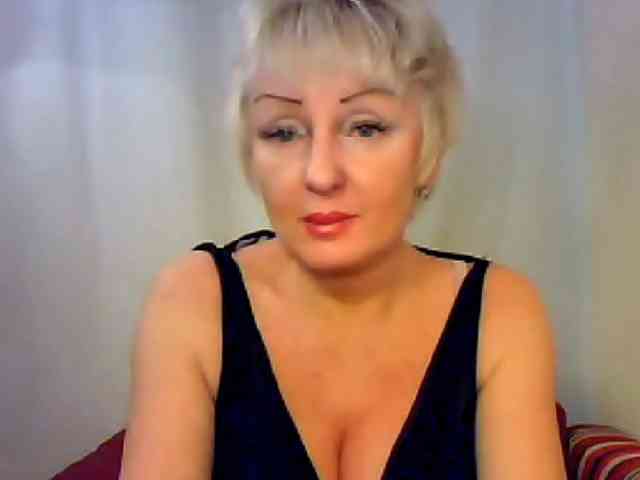HotPussVxZ webcam
