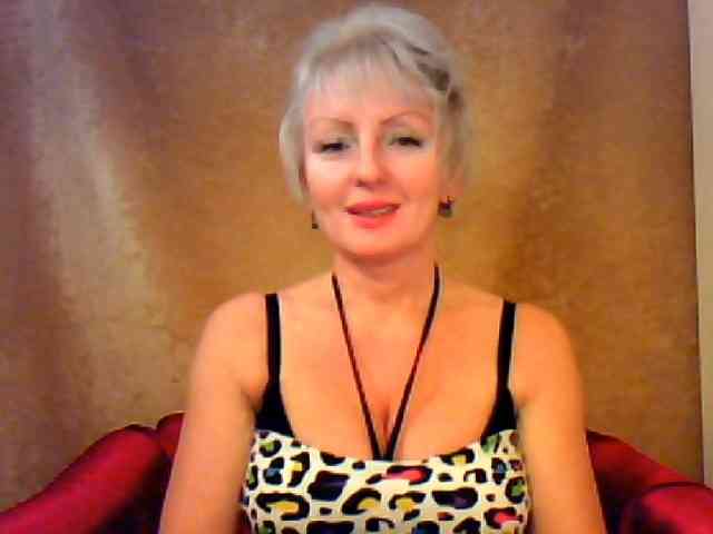 SweetHot-IM_69 webcam