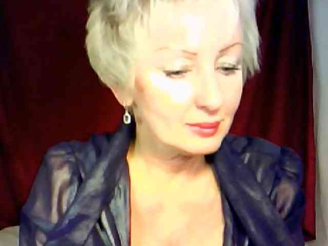 HotPussik-69-ZvZ webcam