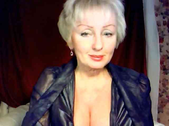 HotPussik-69-ZvZ webcam