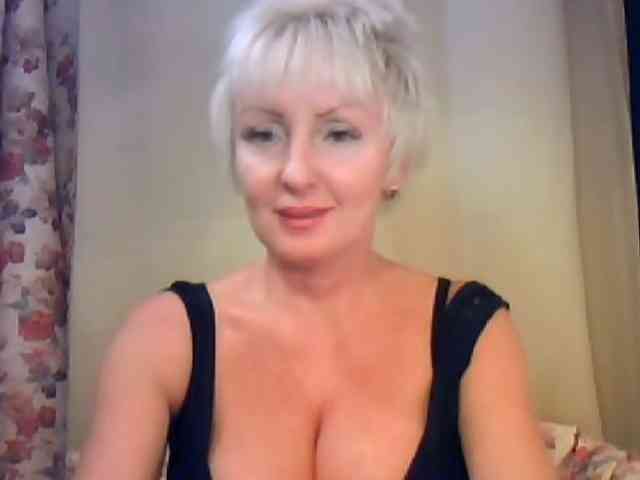 HotPussVxZ webcam