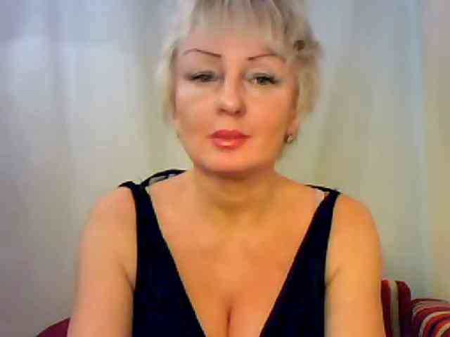 HotPussik-69-ZvZ webcam