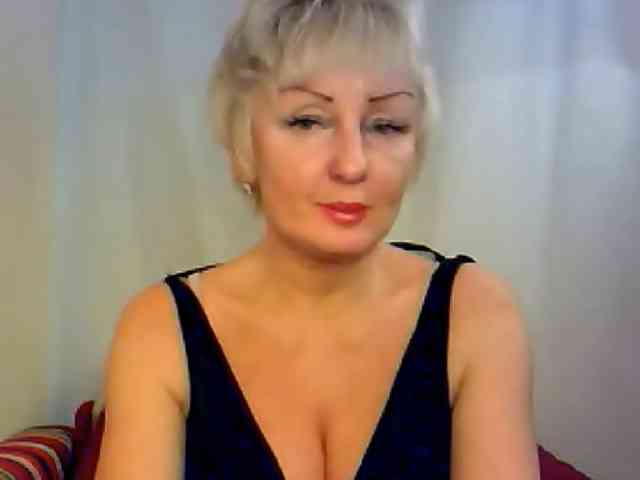 HotPussik-69-ZvZ webcam