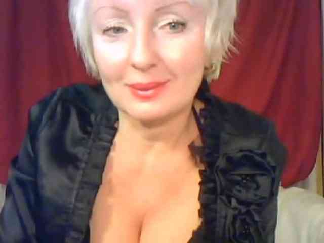 SweetHot-IM_69 webcam