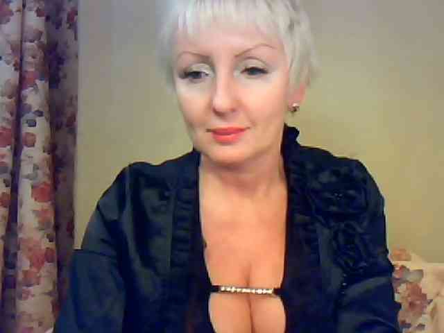 SweetHot-IM_69 webcam