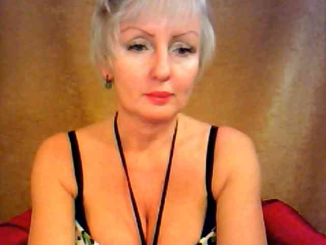 SweetHot-IM_69 webcam