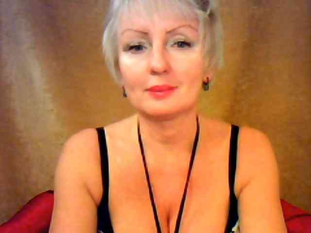 SweetHot-IM_69 webcam