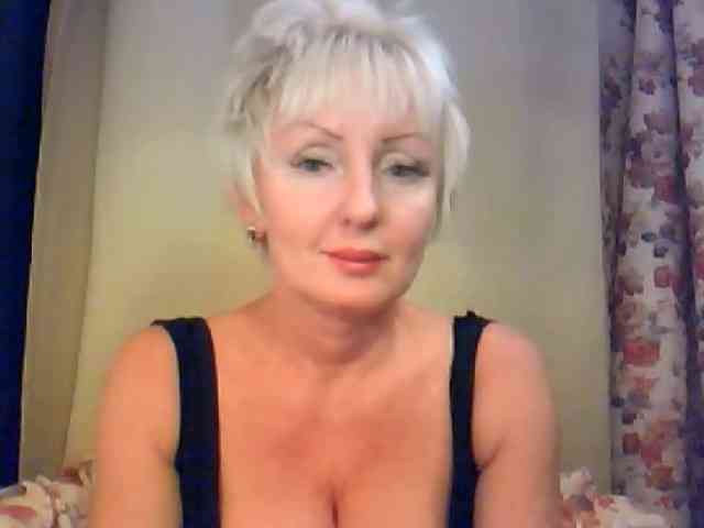 HotPussVxZ webcam