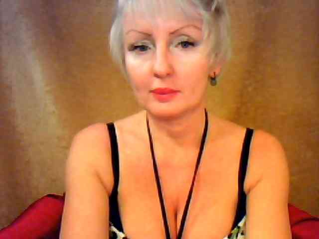SweetHot-IM_69 webcam