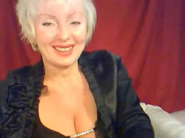 SweetHot-IM_69 webcam
