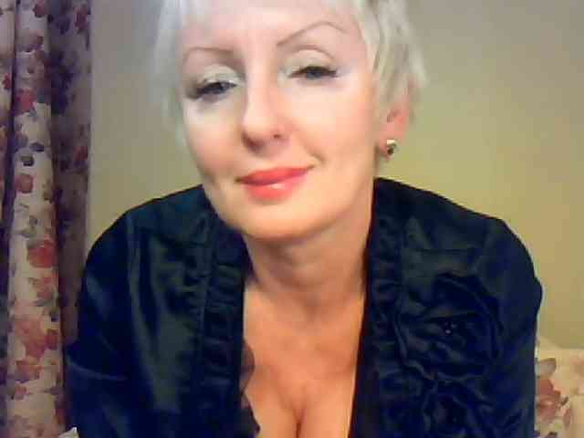 HotPussVxZ webcam
