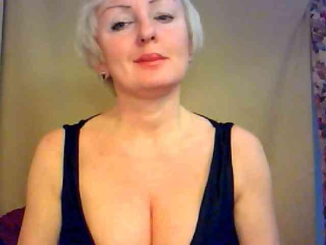 SweetHot-IM_69 webcam