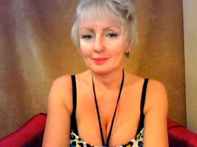 SweetHot-IM_69 webcam
