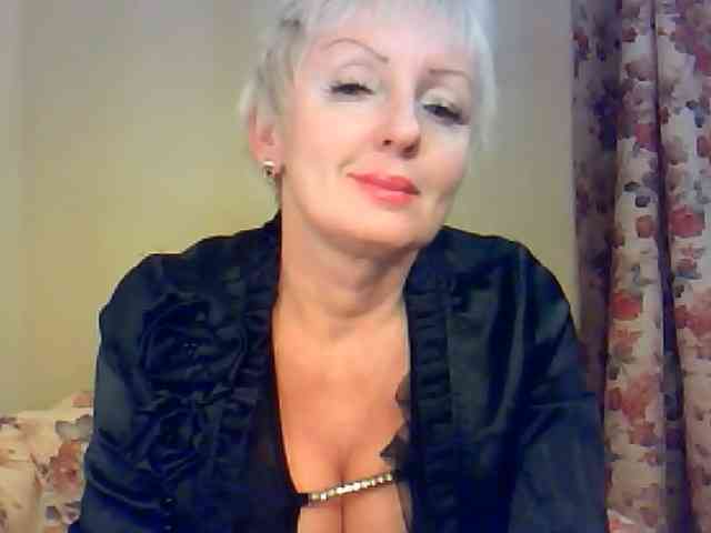HotPussVxZ webcam
