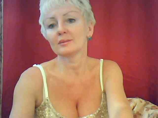 HotPussik-69-ZvZ webcam