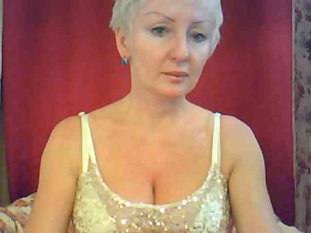 SweetHot-IM_69 webcam