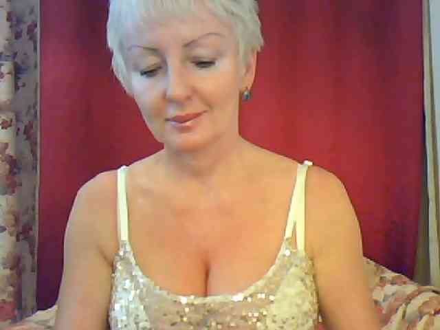 HotPussVxZ webcam