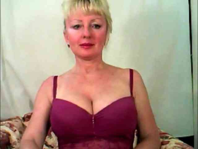 SweetHot-IM_69 webcam