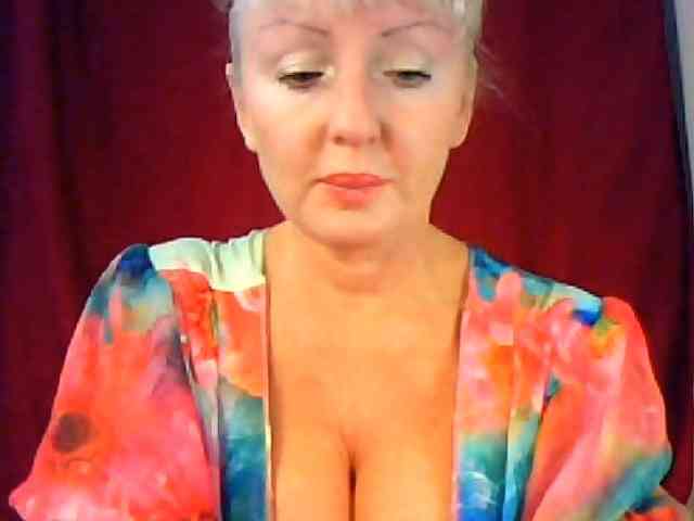 SweetHot-IM_69 webcam