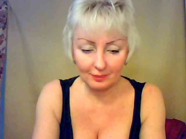 HotPussVxZ webcam