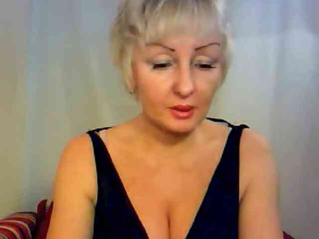 HotPussVxZ webcam