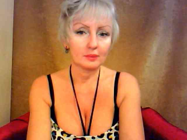 SweetHot-IM_69 webcam