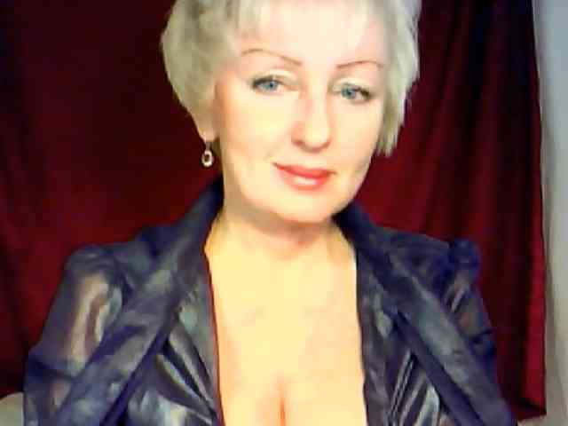 HotPussik-69-ZvZ webcam