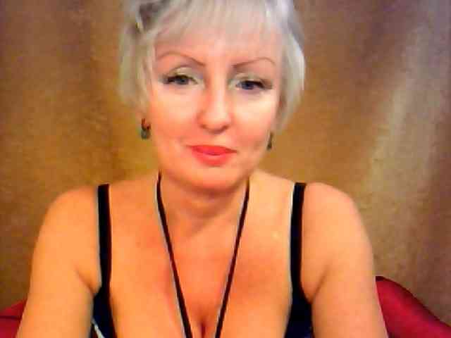 SweetHot-IM_69 webcam
