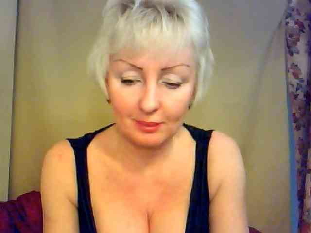 SweetHot-IM_69 webcam